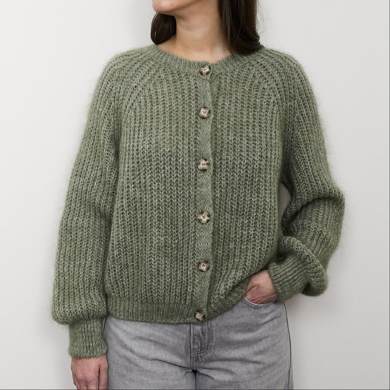 Cardigan punto canalé verde Cuatro Islas
