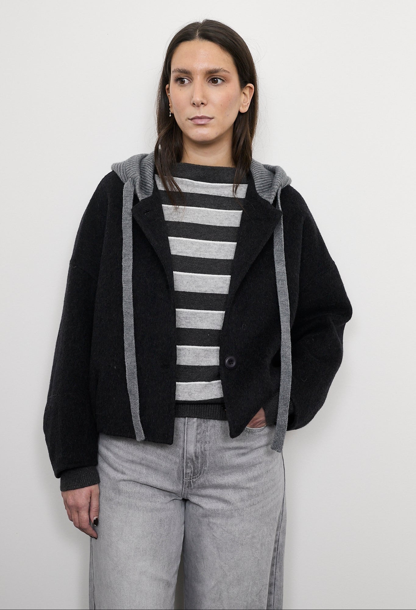 Chaqueta lana gris con capucha punto Cuatro Islas