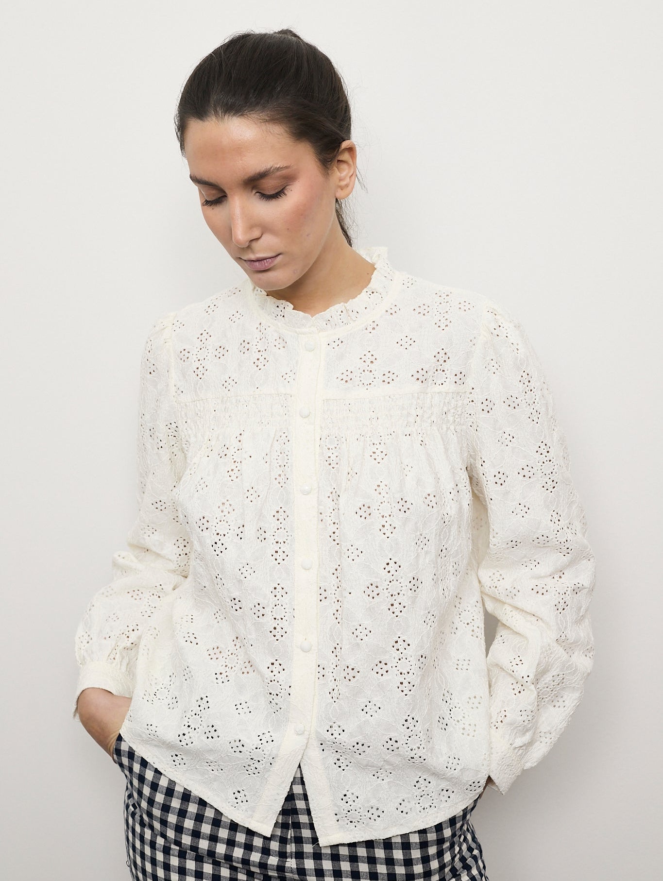 Blusa encaje Cuatro Islas