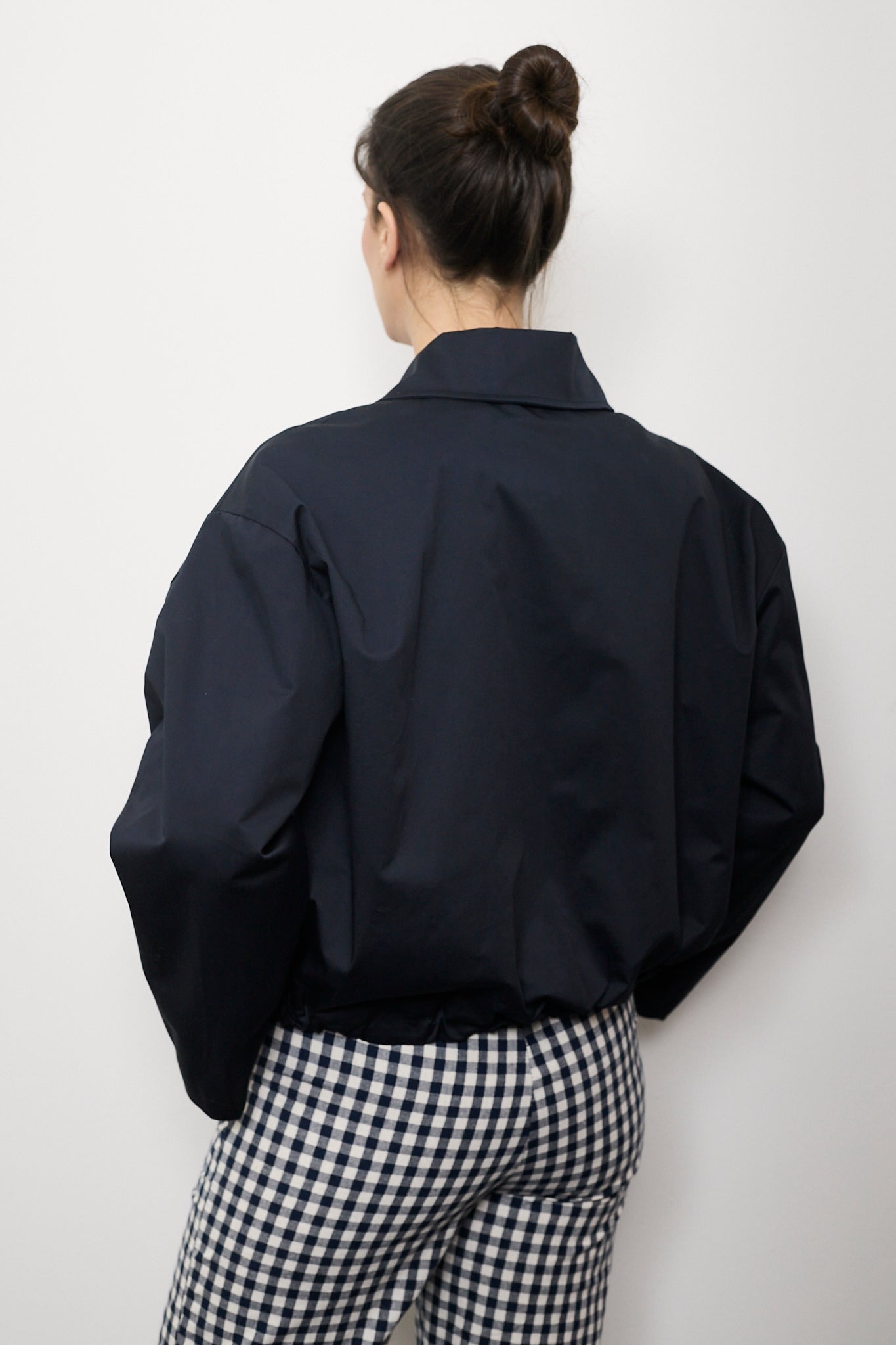 Parka corta botones cruzados azul marino Cuatro Islas