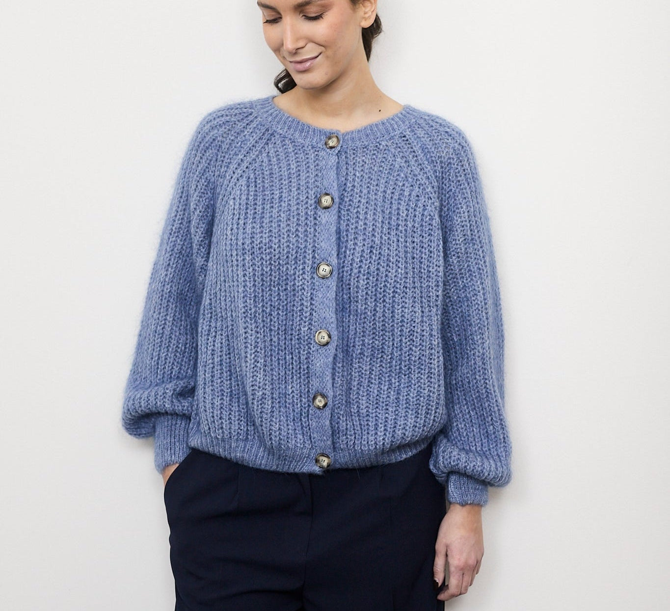 Cardigan punto canalé azul Cuatro Islas