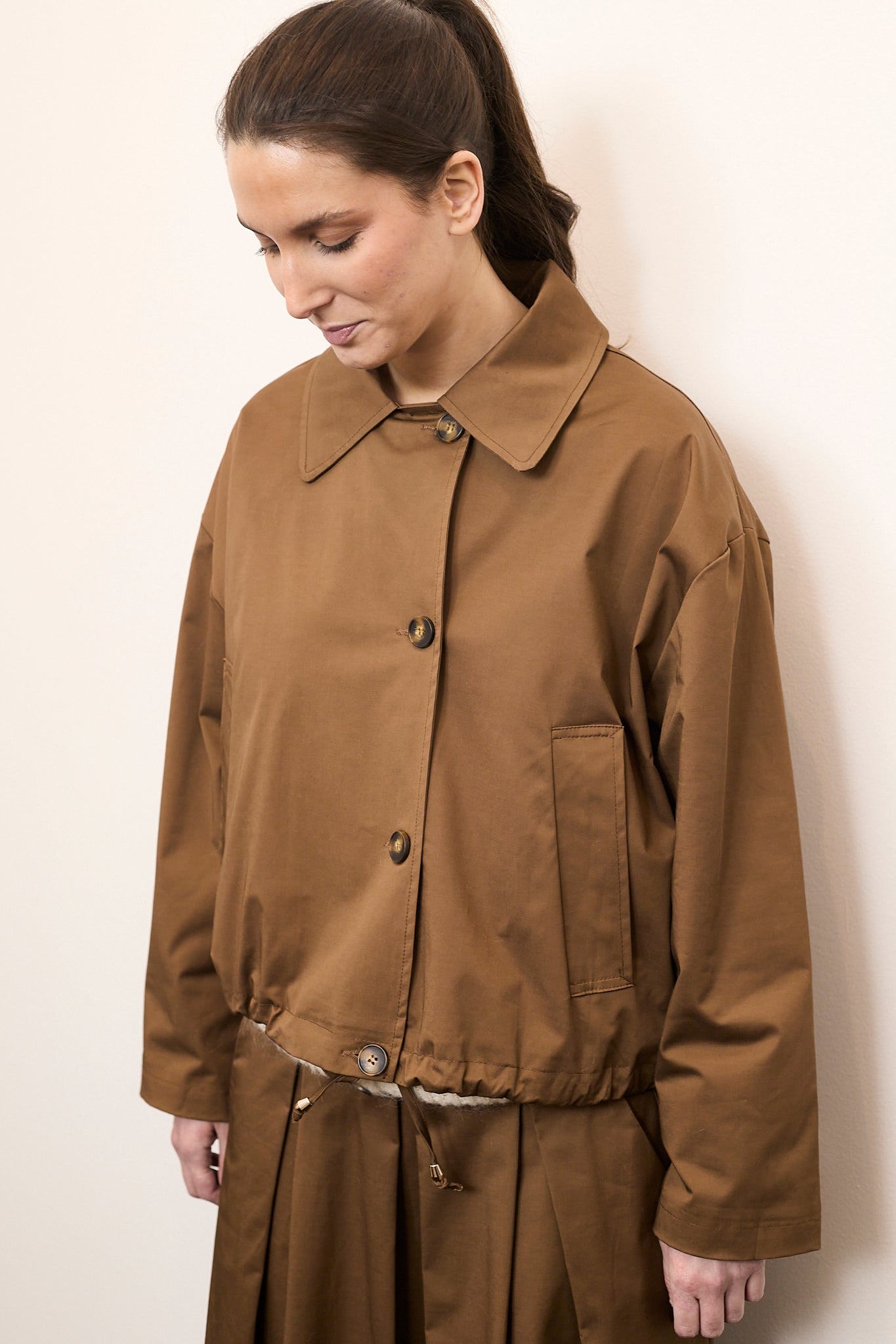 Parka corta botones cruzados azul marino Cuatro Islas